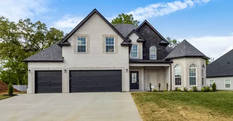 350 Kildeer Dr, Clarksville, TN 37040