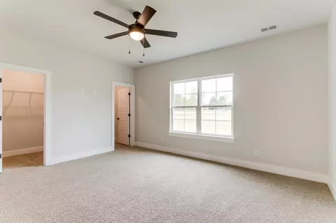 Bedroom - 1078 Old Well Rd, Morrison, TN 37357 photo 3 of 11