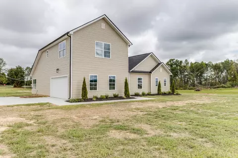 Exterior - 1078 Old Well Rd, Morrison, TN 37357 photo 3 of 10