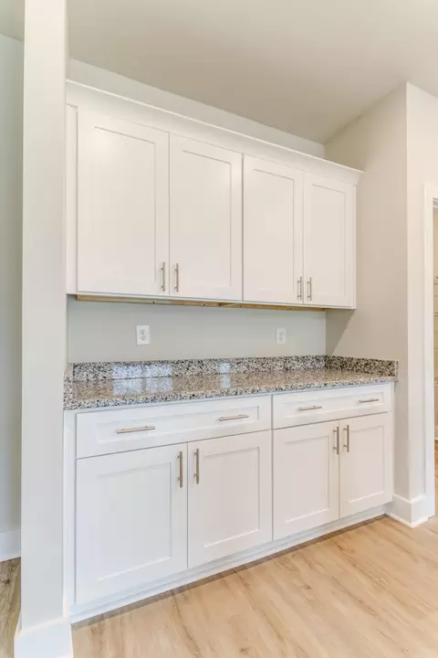Kitchen - 1078 Old Well Rd, Morrison, TN 37357 photo 6 of 9