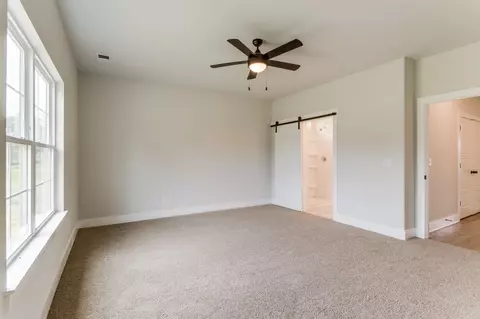 Bedroom - 1078 Old Well Rd, Morrison, TN 37357 photo 2 of 11
