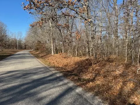 0 Reed Rd, Hohenwald, TN 38462