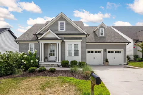 582 Whitehall Rd, Chattanooga, TN 37405
