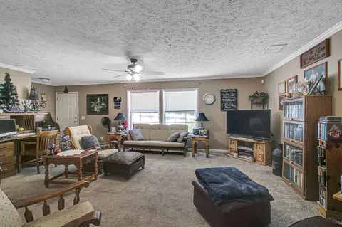 129 Daisy Dr, Dover, TN 37058 photo 10