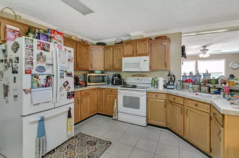 129 Daisy Dr, Dover, TN 37058 photo 12