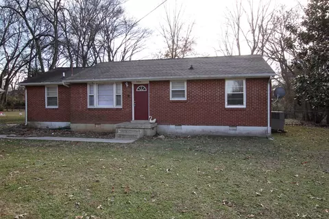 2018 Cypress Dr, Murfreesboro, TN 37130