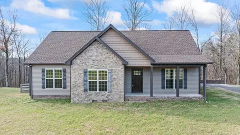 364 Autumn Ridge Ln, Lafayette, TN 37083