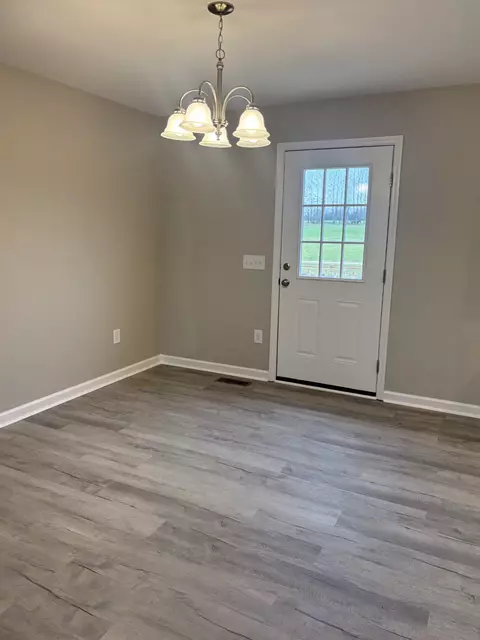 Dining - 2079 Old Well Rd, Morrison, TN 37357 photo 1 of 1