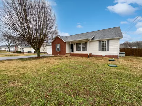 112 Whispering Water Ct, Christiana, TN 37037