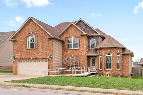 1728 Spring Haven Dr, Clarksville, TN 37042