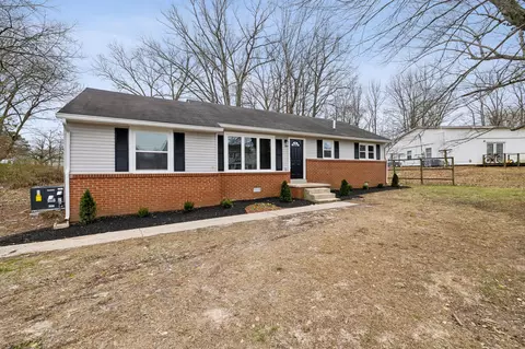 1204 Mcgavock Pl, Tullahoma, TN 37388