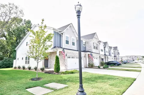 5719 Dockside Dr, Rockvale, TN 37153