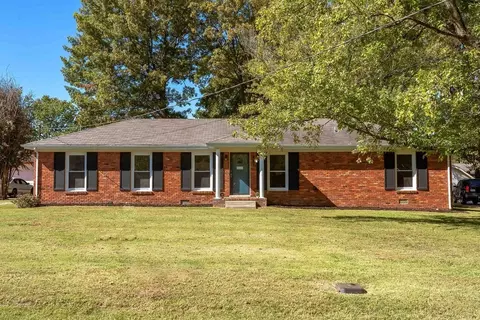 837 Johnson St, Gallatin, TN 37066