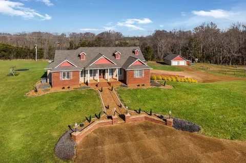 878 Malone Ln, Cookeville, TN 38506