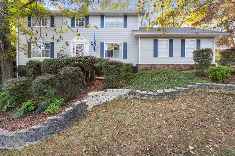 6327 Ridge Lake Rd, Hixson, TN 37343