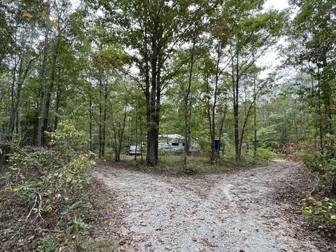 111 Sugar Tree Rd, Waynesboro, TN 38485