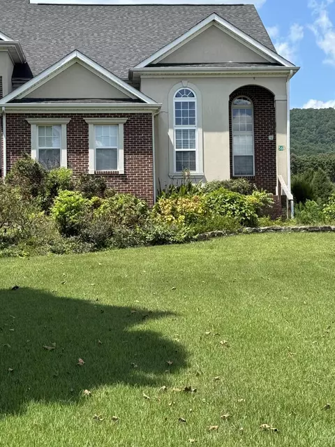 56 Big Cedar Dr, Dunlap, TN 37327