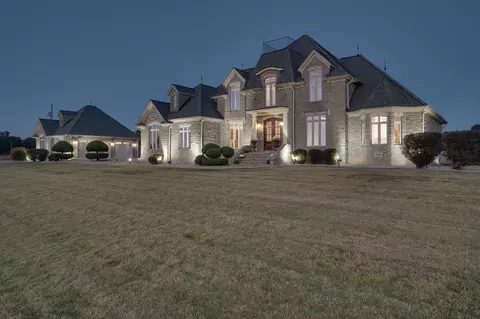 3575 Chisholm Rd, Iron City, TN 38463