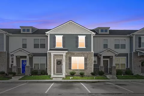 1609 Tolkien Ln, Murfreesboro, TN 37128