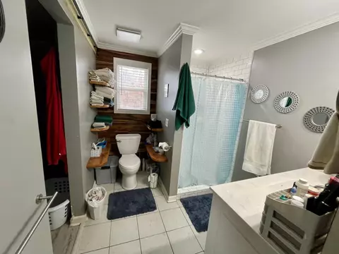 Bath - 427 Blooming Grove Rd, Five Points, TN 38457 photo 1 of 2