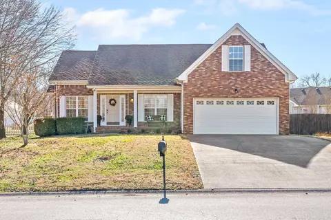 3394 Poplar Hl, Clarksville, TN 37043