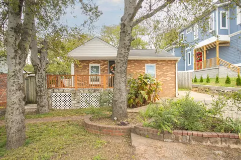 445 Dennis Dr, Nashville, TN 37207