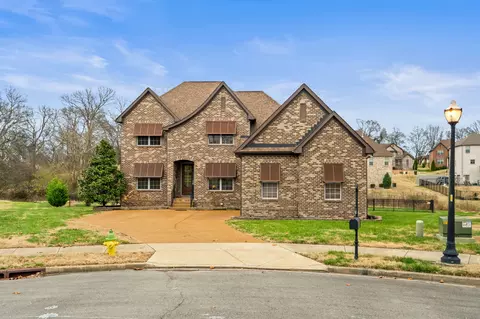 1118 Payton Ln, Gallatin, TN 37066