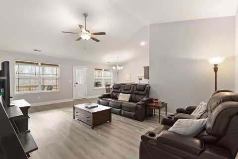1206 Berra Dr, Springfield, TN 37172 photo 6
