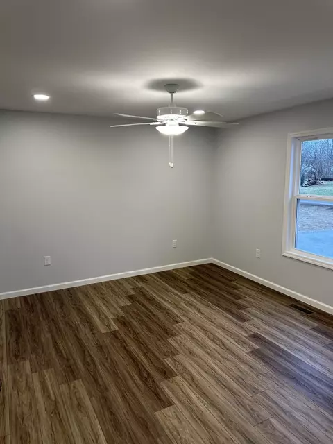 Bedroom - 904 Nicholson St, Decherd, TN 37324 photo 1 of 4