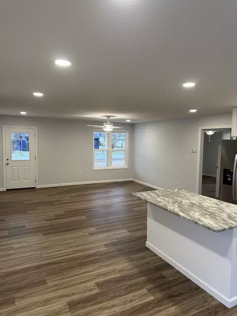 Living - 904 Nicholson St, Decherd, TN 37324 photo 1 of 1