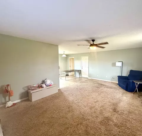 Living - 100 Modena Cir, Decherd, TN 37324 photo 1 of 2