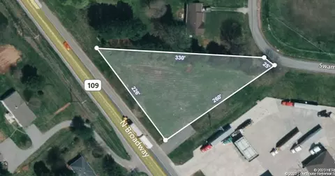 907 N Broadway, Portland, TN 37148
