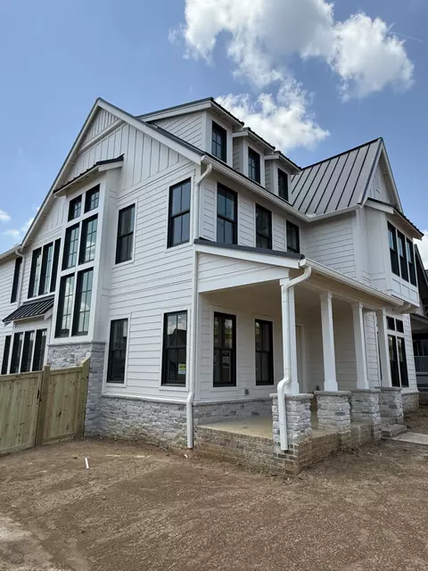 Exterior - 620 Flathead Aly, Spring Hill, TN 37174 photo 2 of 4