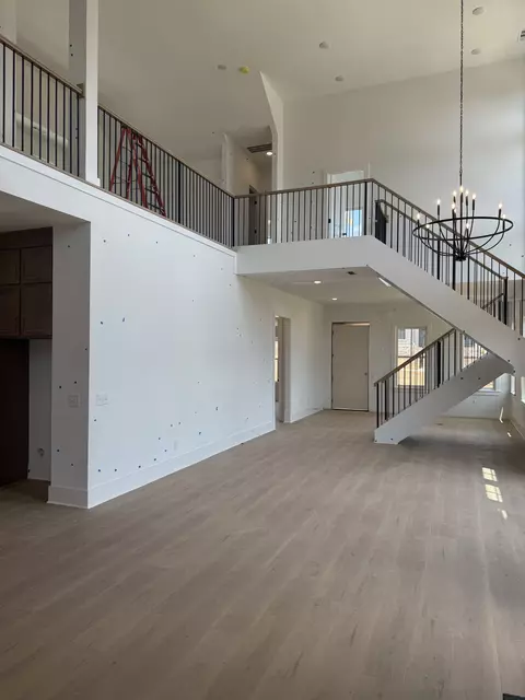Living - 620 Flathead Aly, Spring Hill, TN 37174 photo 1 of 3
