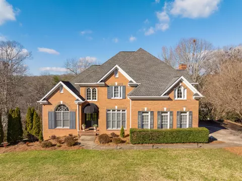 6682 Ridge Haven Ln, Hixson, TN 37343