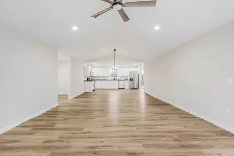 Living - 112 Reece Rd, Baxter, TN 38544 photo 1 of 3