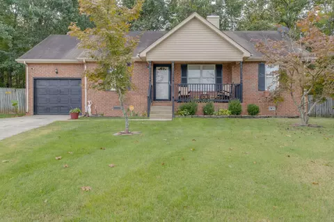 1206 Welsh Dr, La Vergne, TN 37086