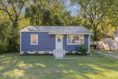 605 East St, Murfreesboro, TN 37130