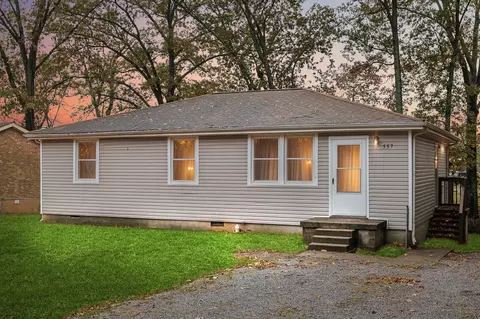 557 Caskey Dr, Clarksville, TN 37042