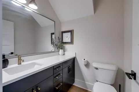 Bath - 1207 Leaf Ave, Murfreesboro, TN 37130 photo 1 of 4