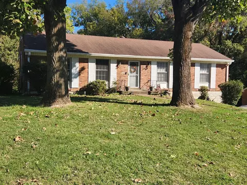 4758 Timberhill Dr, Nashville, TN 37211