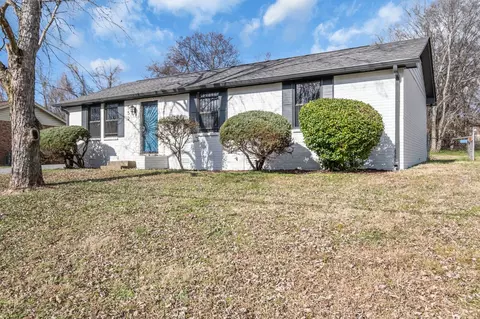 552 Judd Dr, Nashville, TN 37218