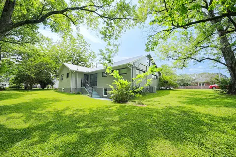 313 W Commerce St, Loretto, TN 38469 photo 14