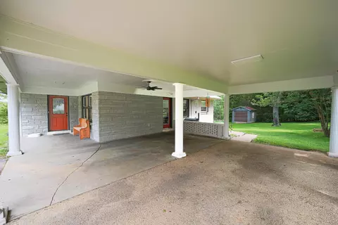 313 W Commerce St, Loretto, TN 38469 photo 6