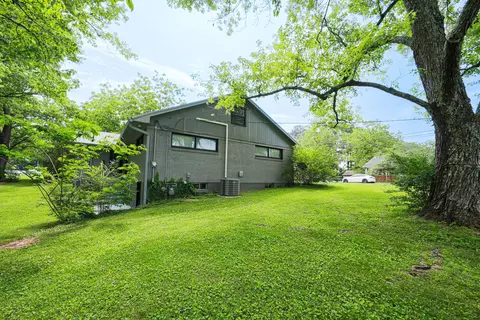 313 W Commerce St, Loretto, TN 38469 photo 16