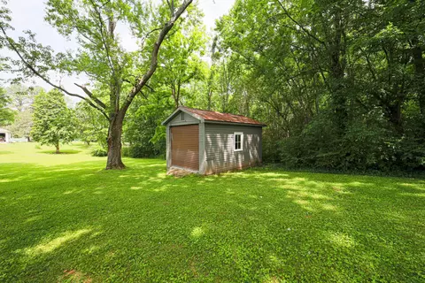 313 W Commerce St, Loretto, TN 38469 photo 9