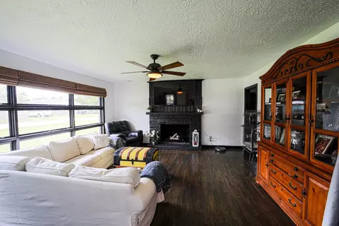 313 W Commerce St, Loretto, TN 38469 photo 26