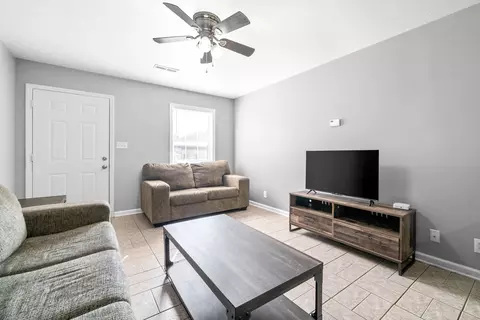 535 Lafayette Rd, Clarksville, TN 37042