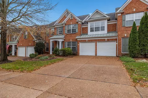 405 Chatsworth Ct, Franklin, TN 37064