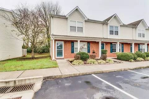 341 Shoshone Pl, Murfreesboro, TN 37128